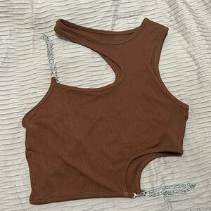 Chain Detail Asymmetrical Crop Top